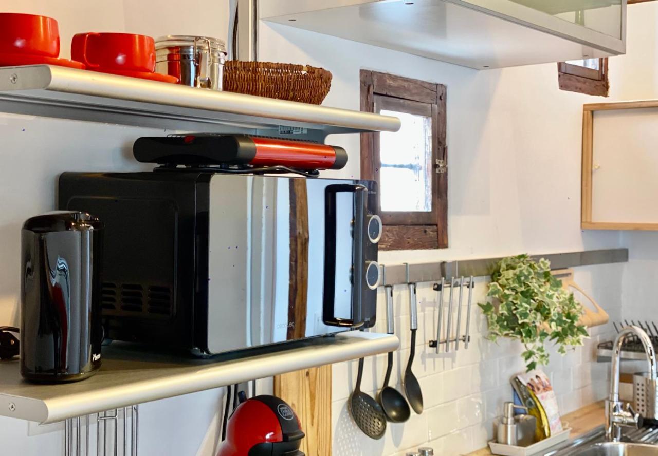 Charming Gran Via Attic Apartment Madrid Bagian luar foto